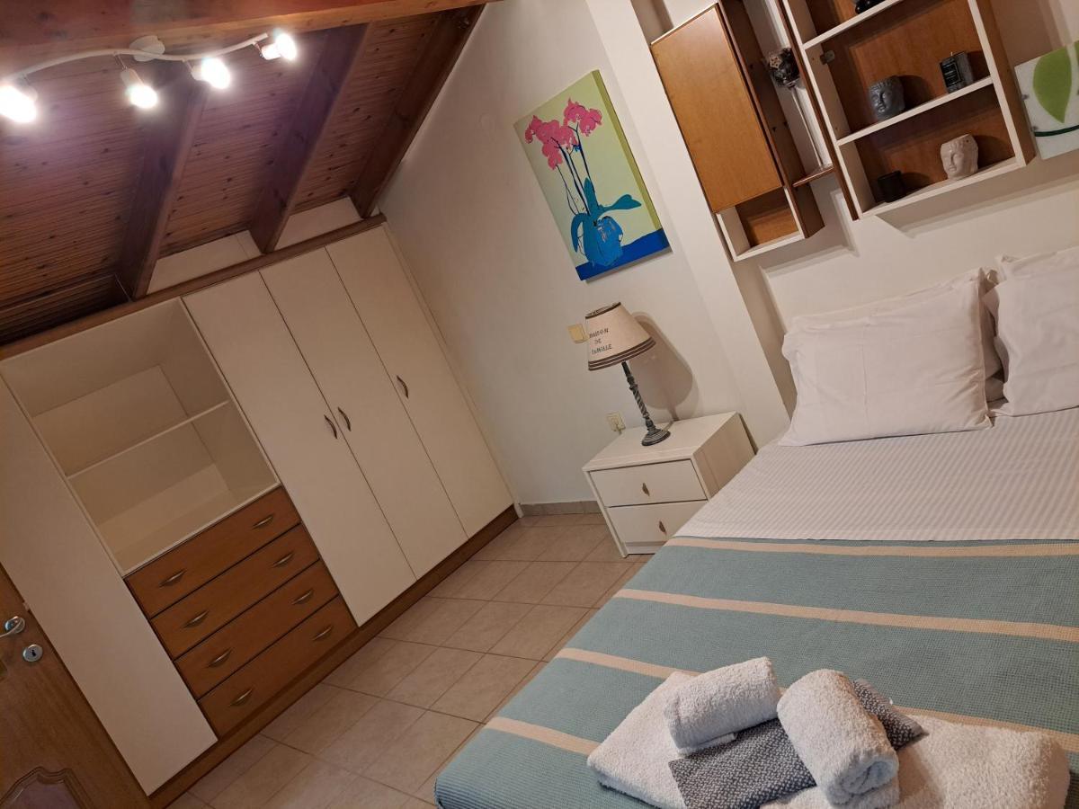 Апартаменти Attic Неа-Муданія Екстер'єр фото